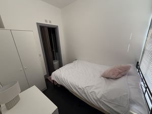 Photo 2- click for photo gallery